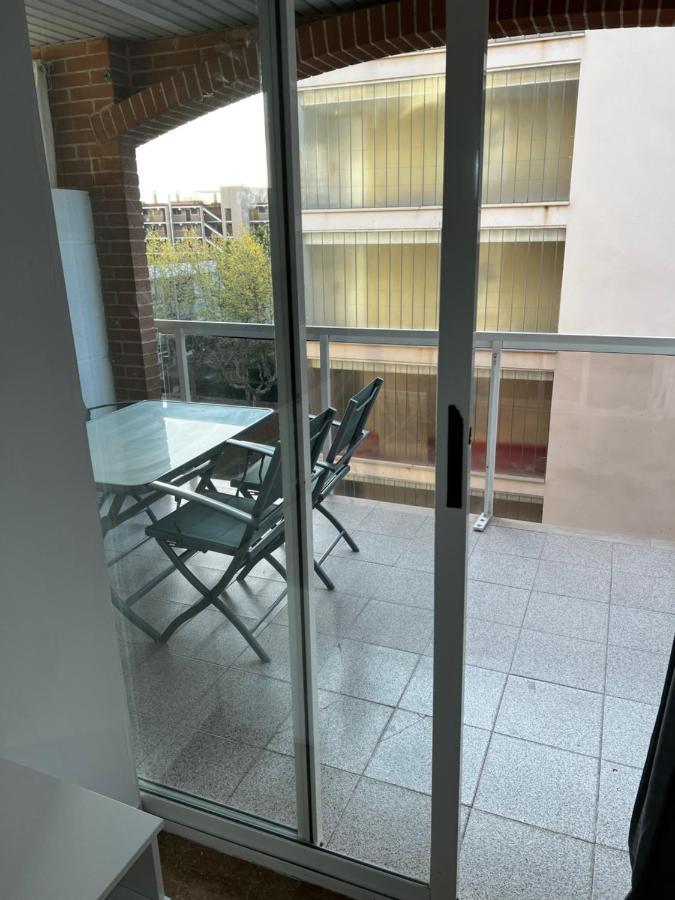 Apartamento A 3 Minutos De La Playa Salou Bagian luar foto